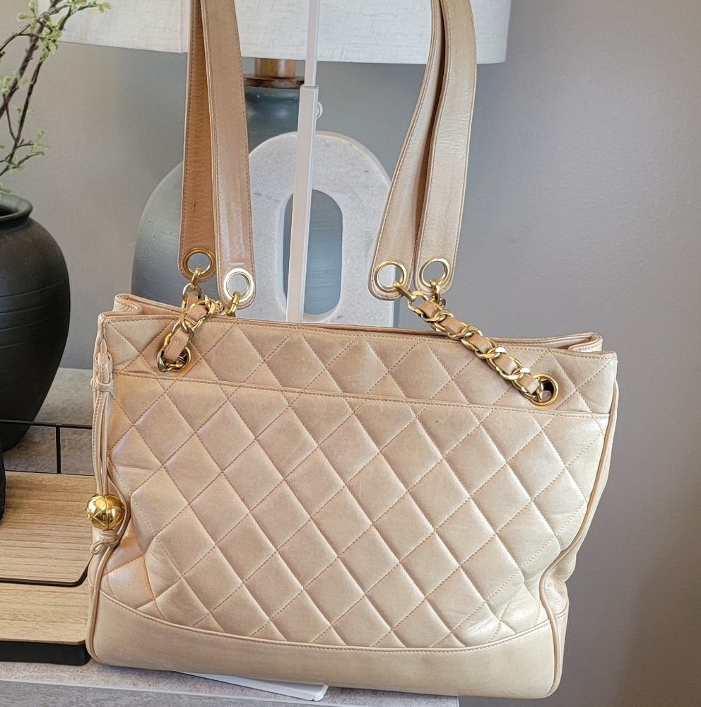 Chanel Matelasse Chain Shoulder Bag